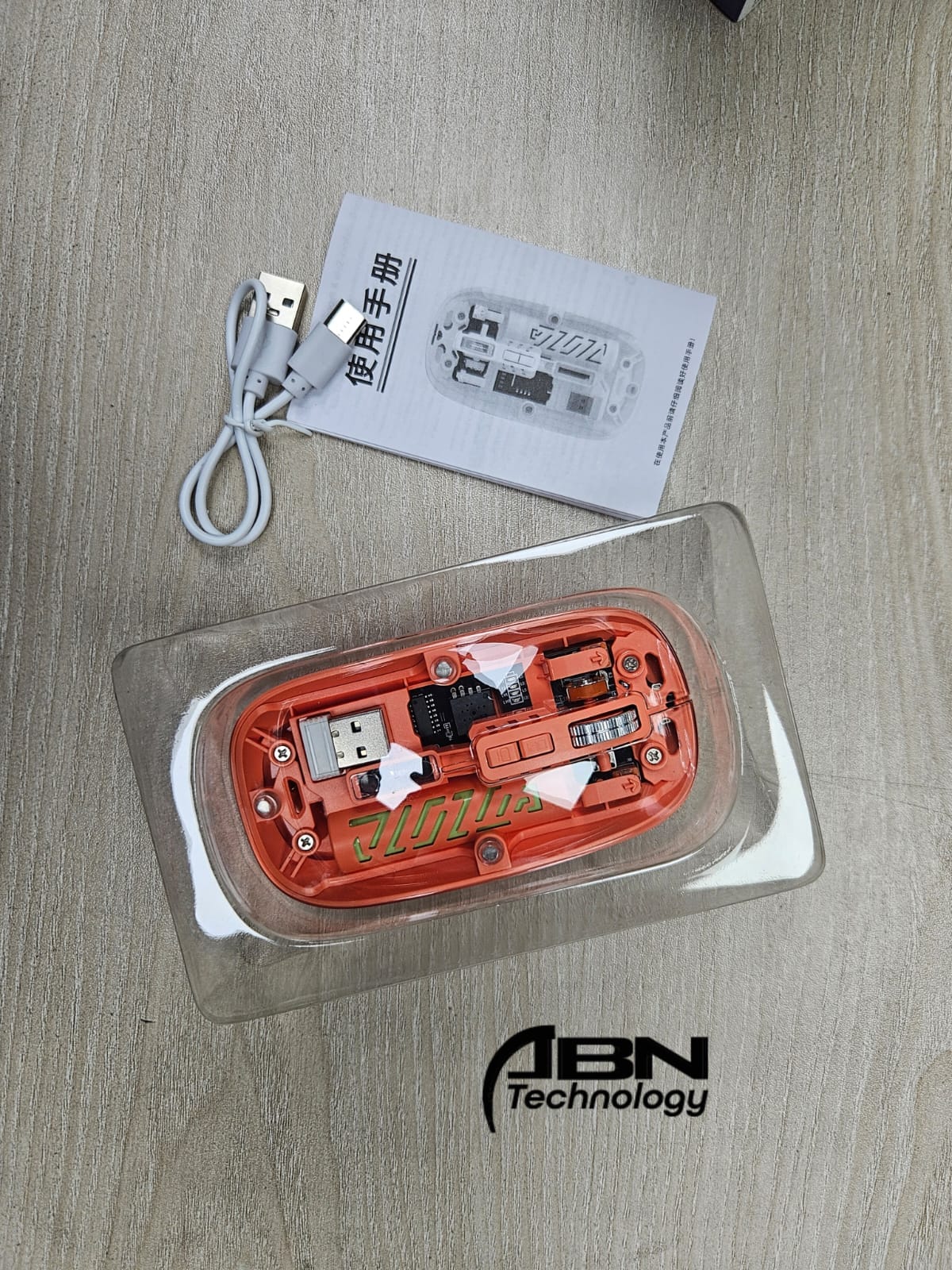 Mouse Q10 Transparent warless & Rechargeable.