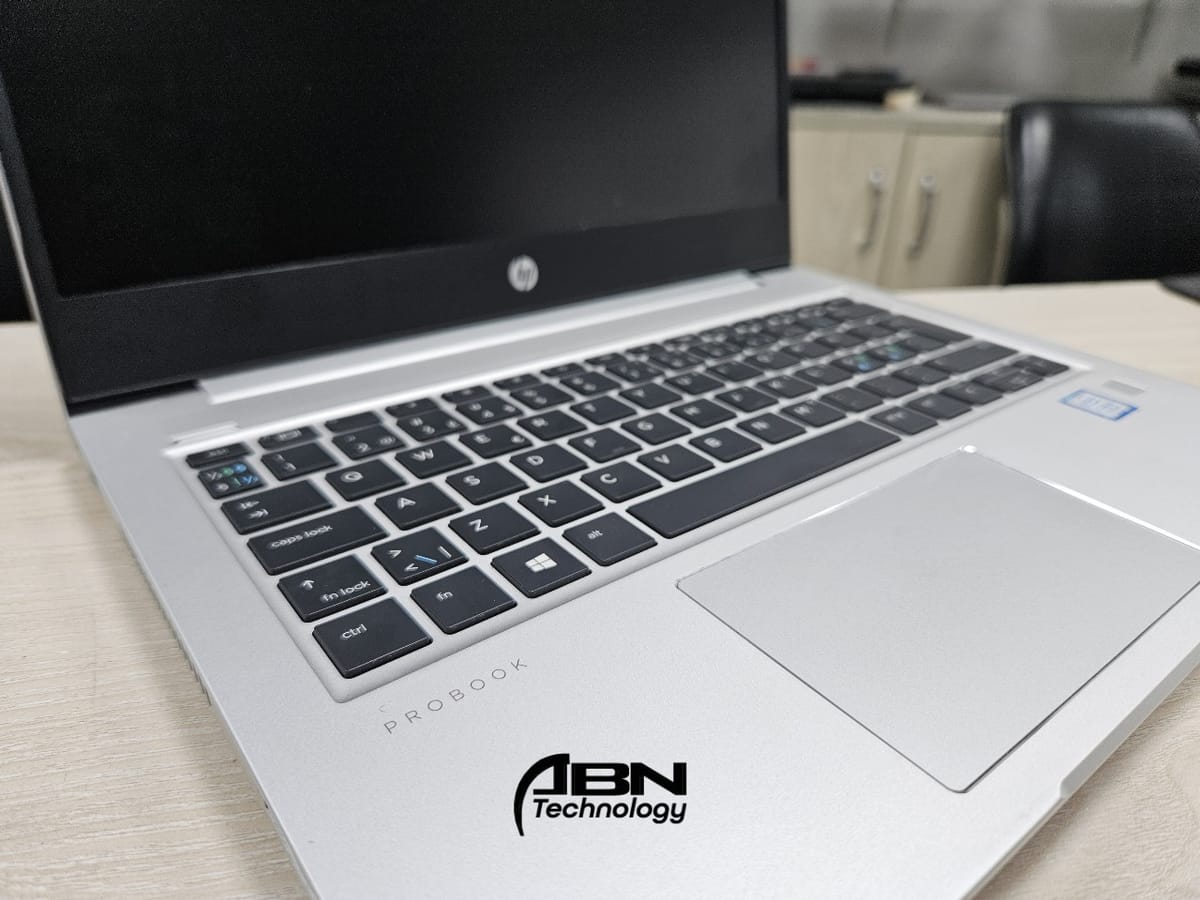HP ProBook 430 G6. Core i5, 8th Gen. 8GB RAM, 256GB SSD. 13.3" Display