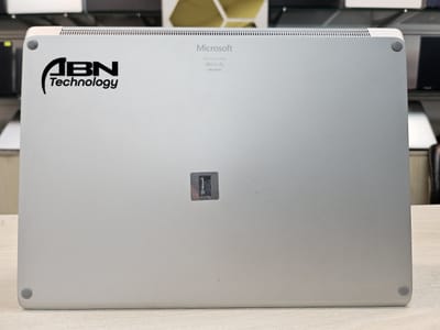 Microsoft Surface laptop 2. Core i5, 8th Gen. 8GB RAM, 256GB SSD. 13.5" 2k Touch Display._img_2